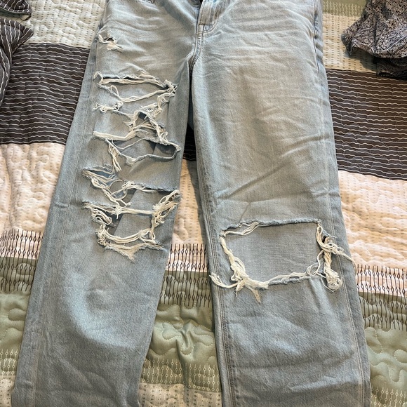 American eagle straight mom jeans size 4 - Picture 1 of 1